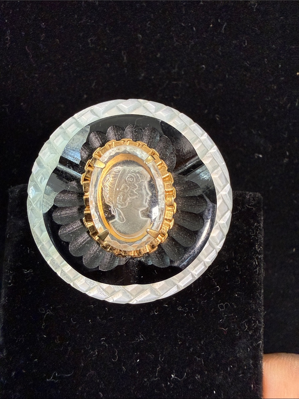Gold-Tone Black Cameo Brooch- Classic Women's Jewelry